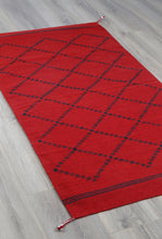 Load image into Gallery viewer, Chandelier