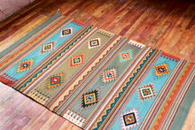 Load image into Gallery viewer, Saltillo Jade